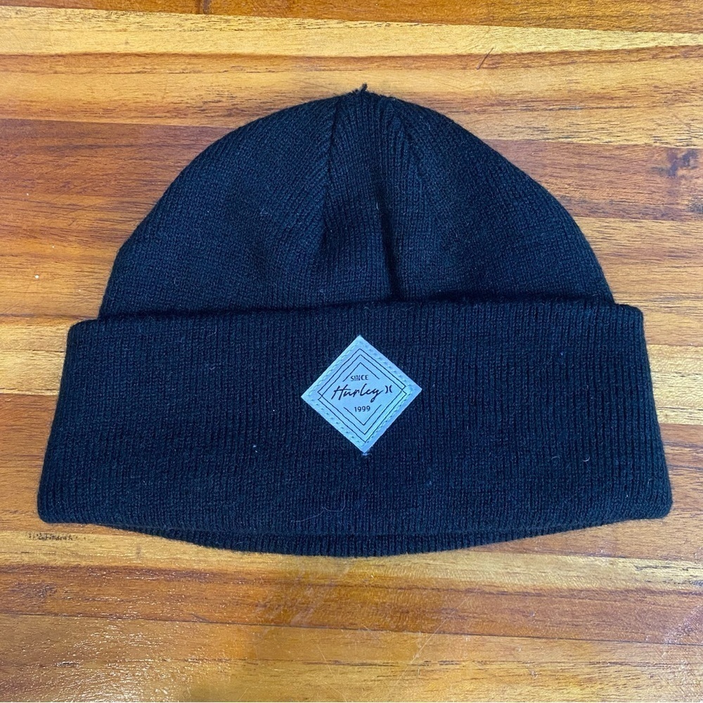 Women's Hurley Winter Hat - Cuffed Beanie Black